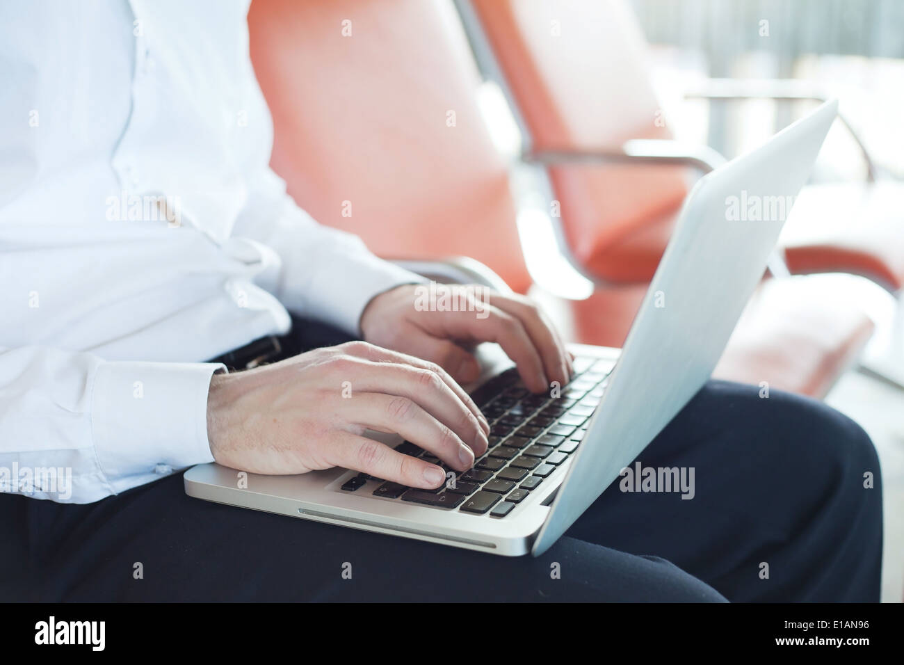 Internet im Flughafen Stockfoto