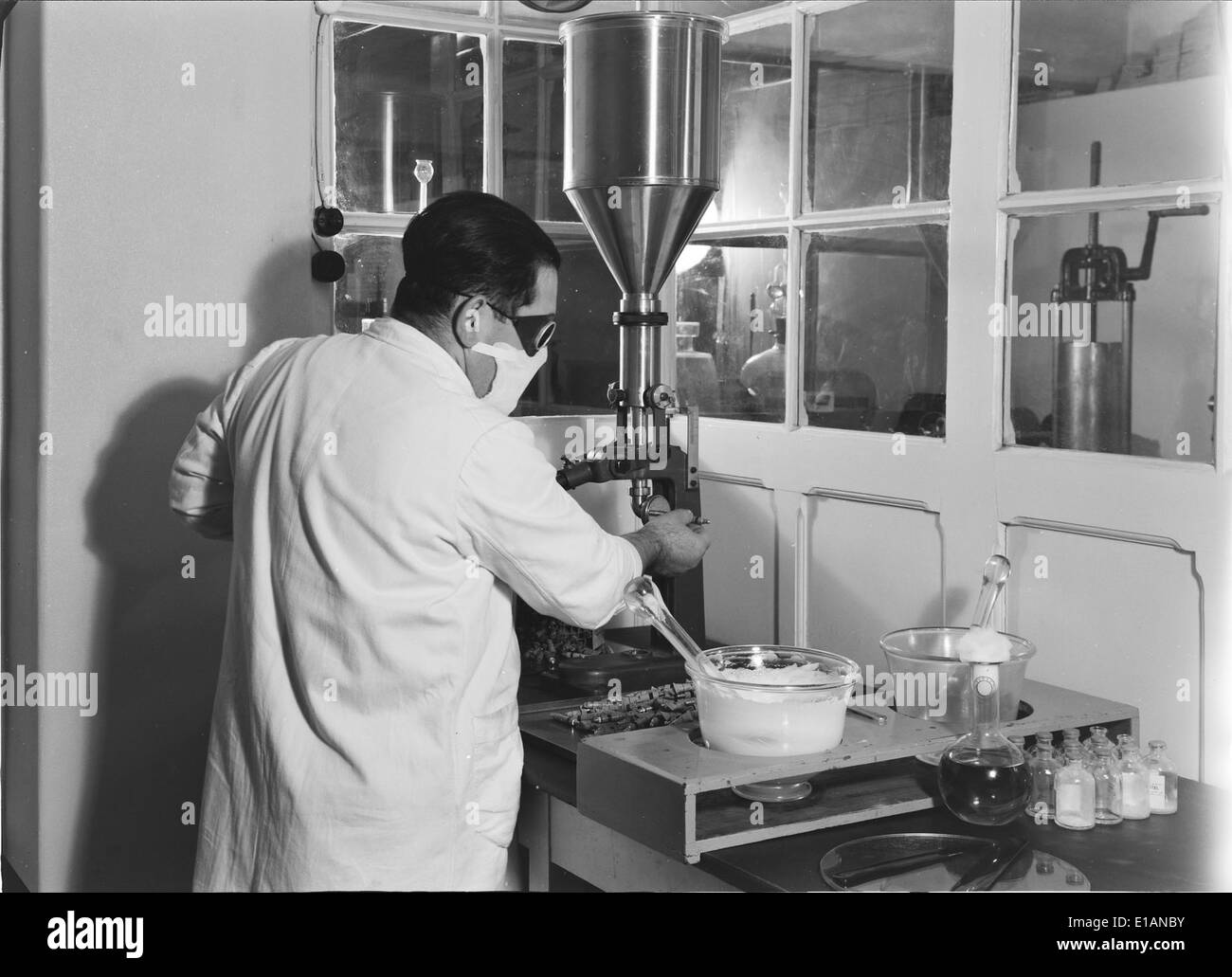 Davi Farmacêutica ist ein Pharmaunternehmen in Lisboa, Portugal, das sich mit der Entwicklung und Herstellung von Medizinprodukten befasst. Stockfoto