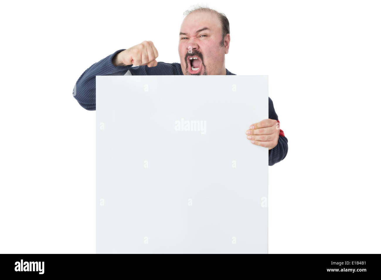 Reifer Mann hält eine leere weiße Plakatwand und protestieren Stockfoto