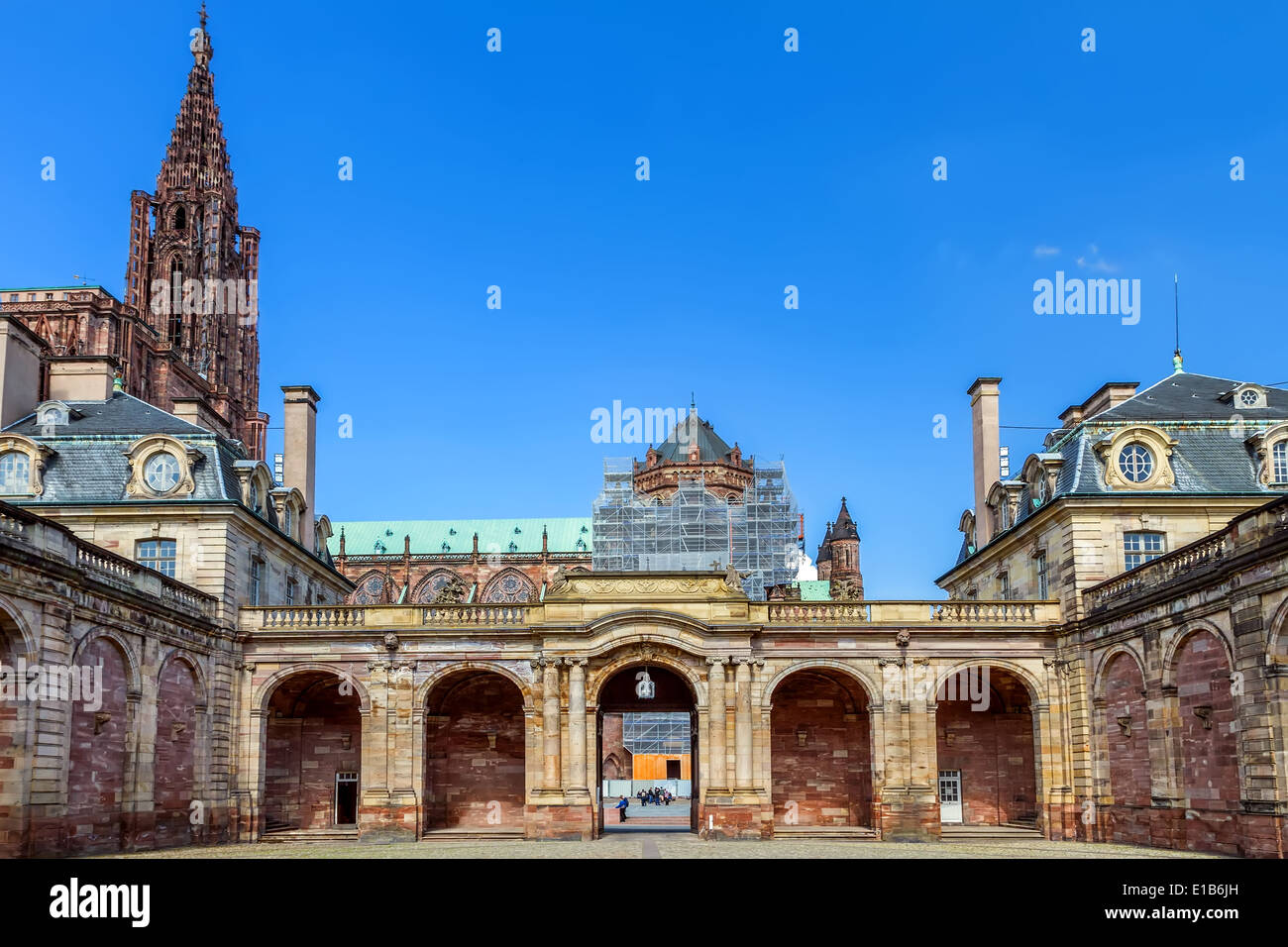 Ansicht von Straßburg Kathedrale Form Rohan-Palast. Frankreich. Europa. Stockfoto