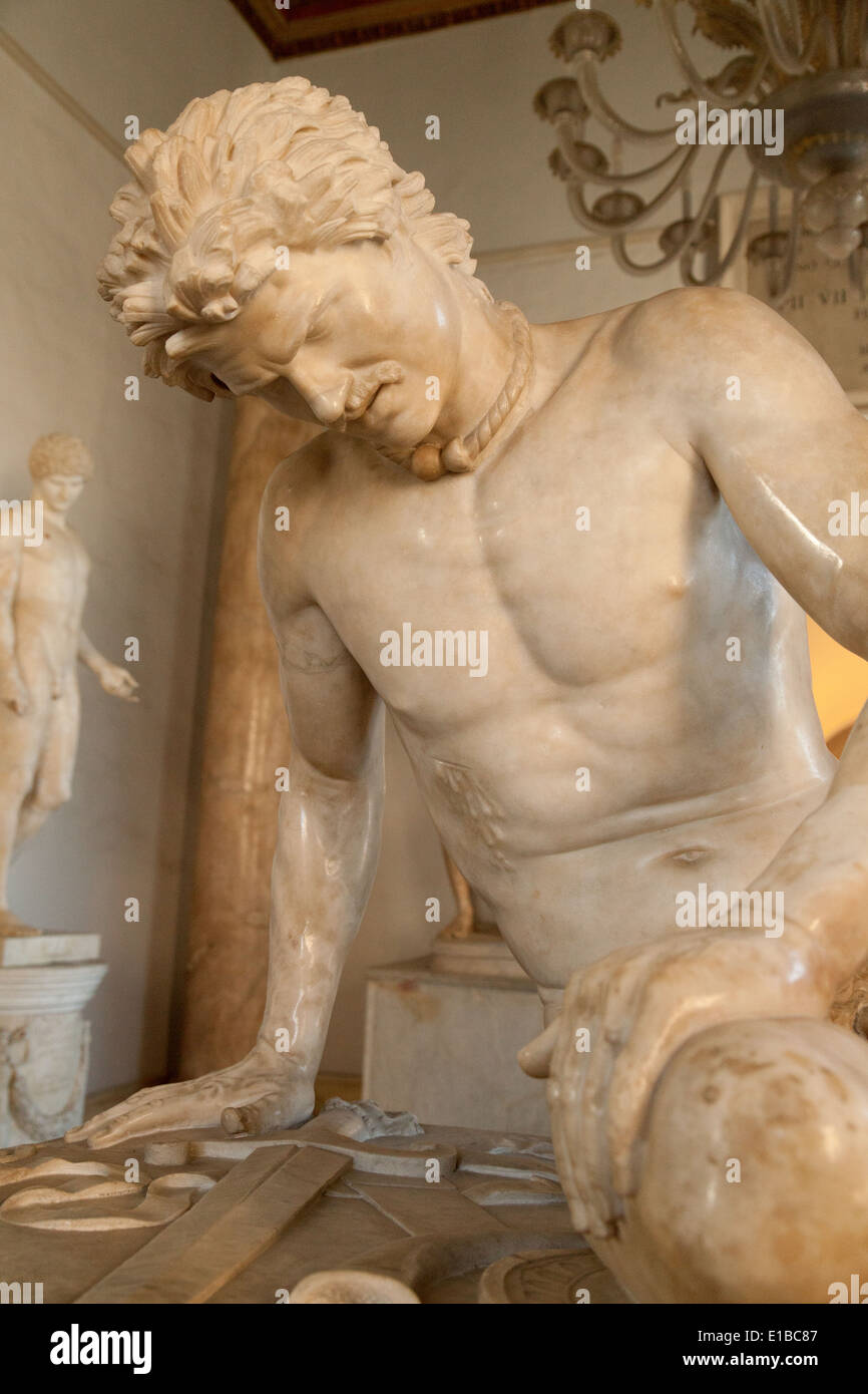 Nahaufnahme von der Statue des Dying Gaul, Musei Capitolini (Capitoline Museum), Rom Italien Europa Stockfoto