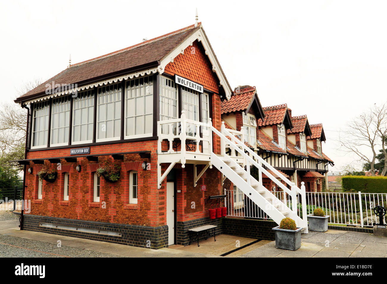 Wolferton, The Royal Railway Station Norfolk, England UK, erhaltenen 19. Jahrhundert Englisch-Stationen Gebäude Gebäude Stellwerk Stockfoto