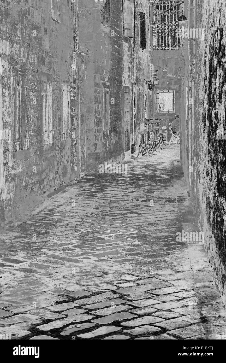 alte Straße Durchgang in die Festung, Altstadt von Kotor in Montenegro, abstrakte Kunst Stockfoto