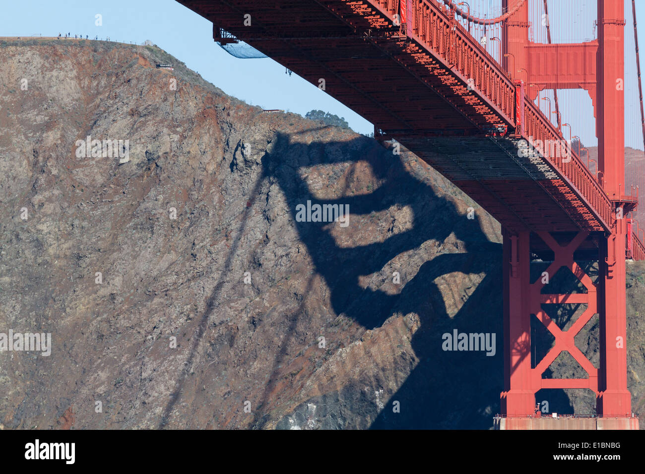 Schatten von der Golden Gate Bridge, San Francisco, Kalifornien Stockfoto