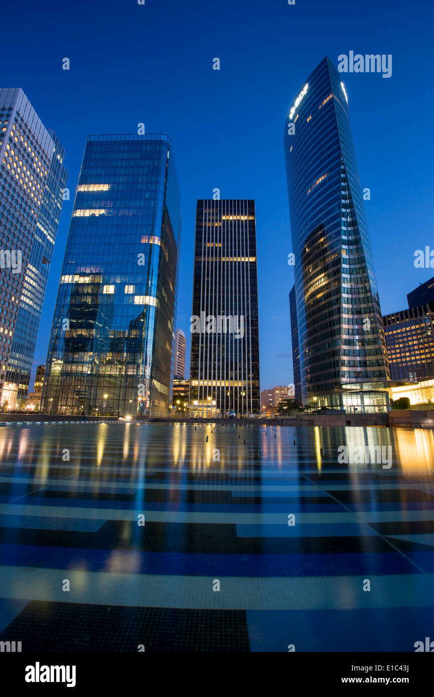 Moderne Gebäude von La Défense, Paris Frankreich Stockfoto