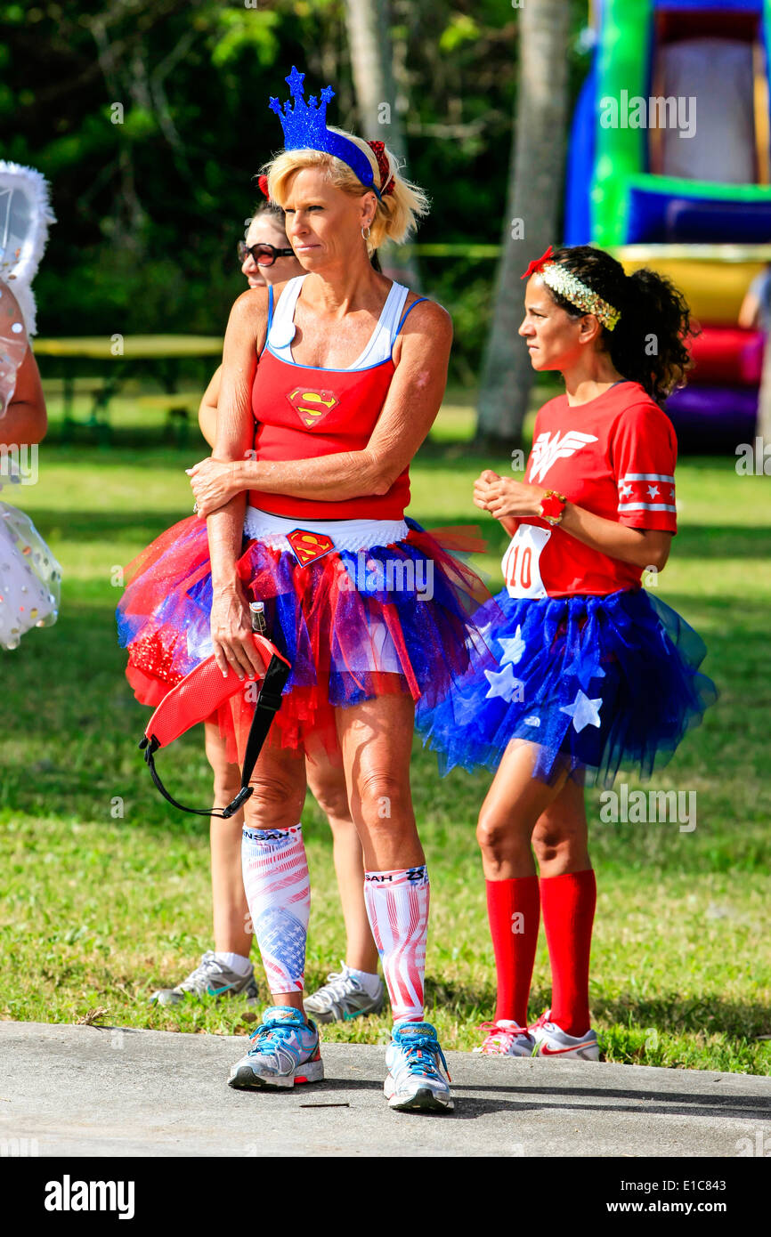 Das Böse Tu-Tu-Hindernis Event Stockfoto