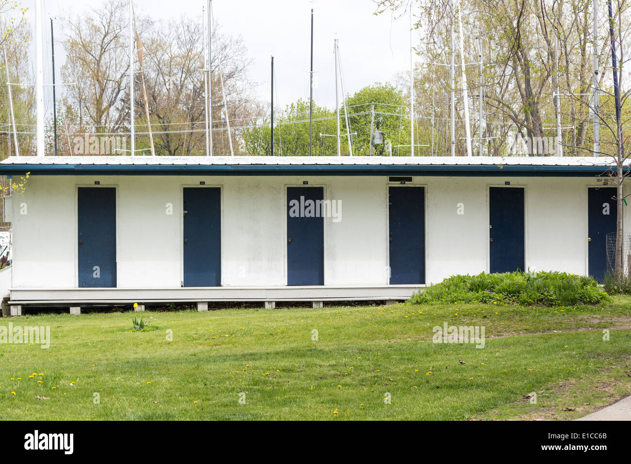 Lagermöglichkeit im Yacht club Stockfoto