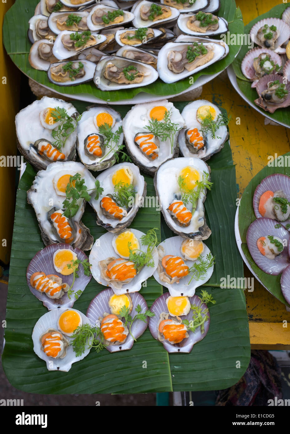 Schalentiere und Sackler Dinh Cau Nachtmarkt in Duong Dong auf der Insel Phu Quoc, Vietnam Stockfoto