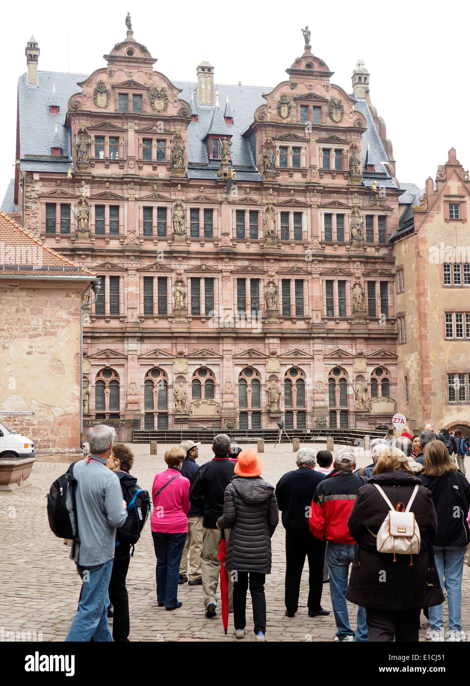 Viking River Cruise Tour Gruppe Heidelberger Schloss Stockfoto