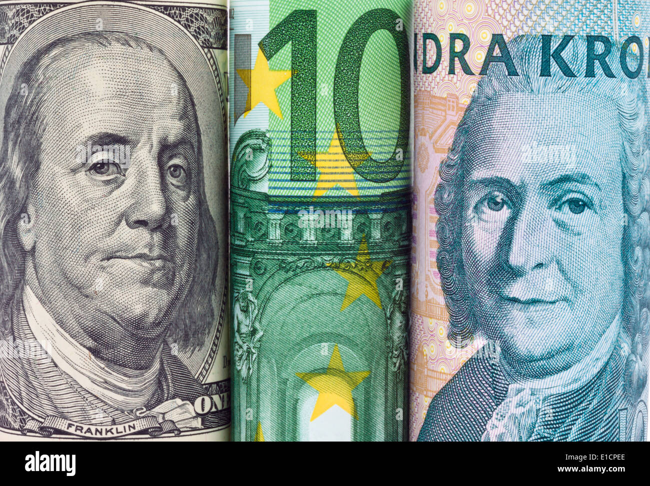 Schwedische Krone, die Währung von Schweden. Dollar, Euro-Banknoten Stockfoto