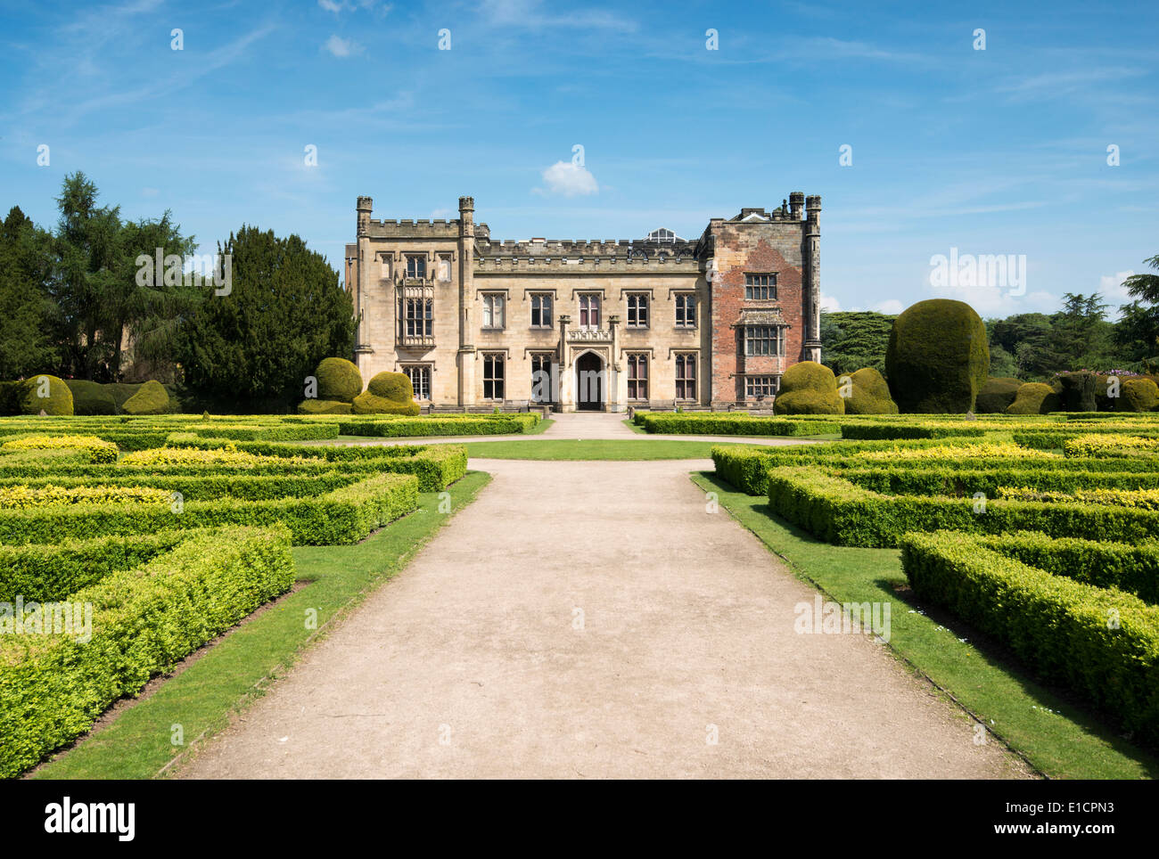 Formale Gärten in Elvaston Castle in Derbyshire, England UK Stockfoto