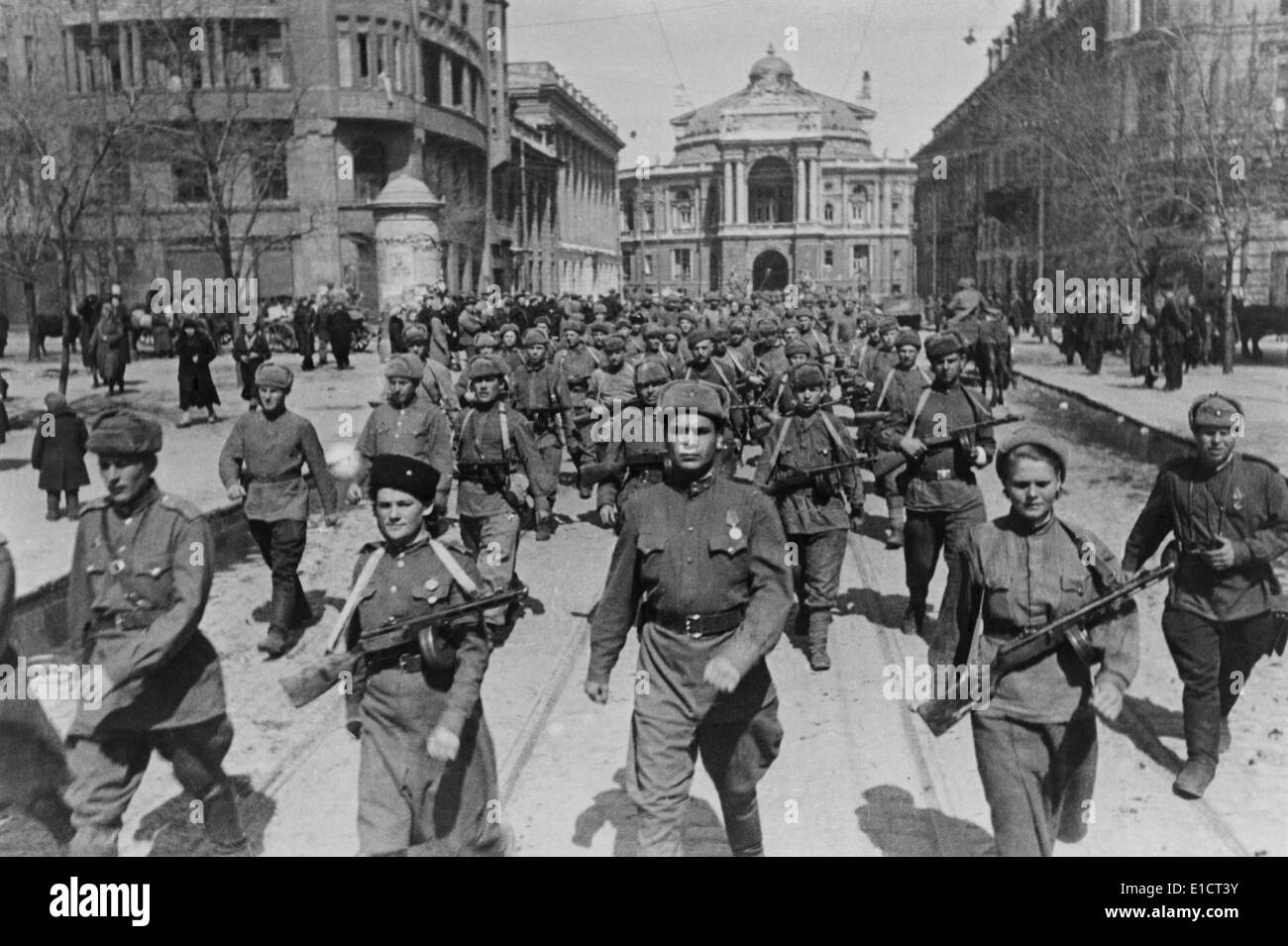 62. Armee in Stalingrad Paraden in Odessa, Ukraine. Die deutschen Odessa im Osten der Ukraine im Oktober 1944 während Weltkrieges aufgegeben Stockfoto