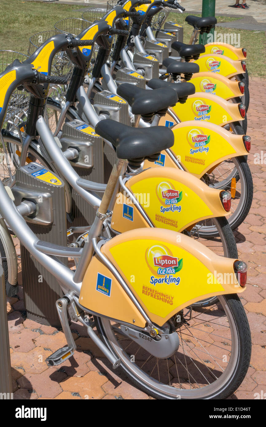 Brisbane Australien, CityCycle, Community-Fahrradverleih, Share, Station, Fahrrad, Radfahren, Reiten, Radfahren, Fahrer, Werbung, Lipton Ice Tea, AU140313044 Stockfoto