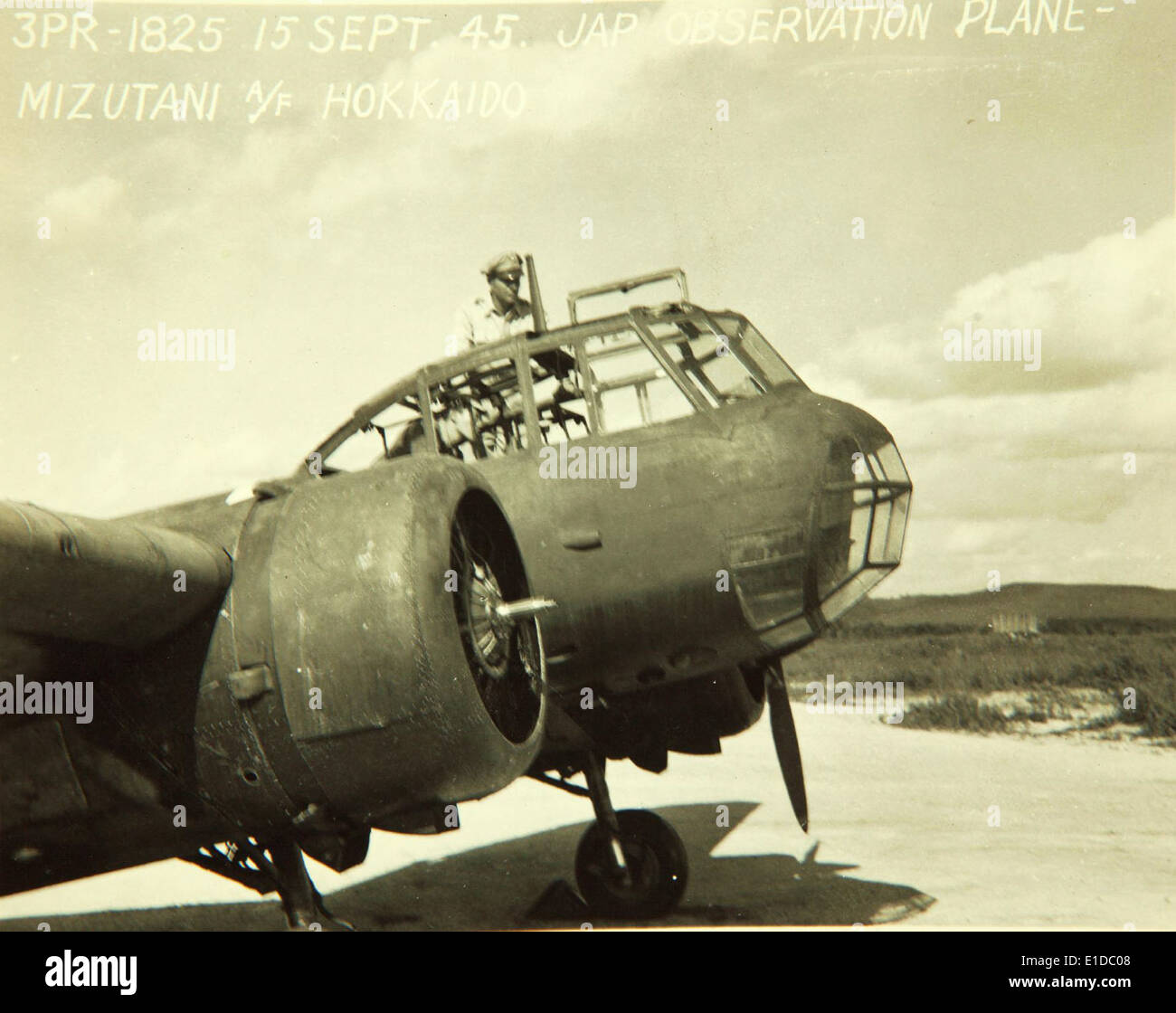 Die Kyushu Q1W Tokai, auch bekannt als „Eastern Star“, war ein japanisches Aufklärungsflugzeug, das während des Zweiten Weltkriegs eingesetzt wurde und für U-Boote- und Patrouilleneinsätze konzipiert wurde. Sie war eines der wichtigsten Flugzeuge für Japans Marine während des Krieges, ausgestattet mit fortschrittlicher Radar- und Sonartechnologie für seine Zeit. Stockfoto