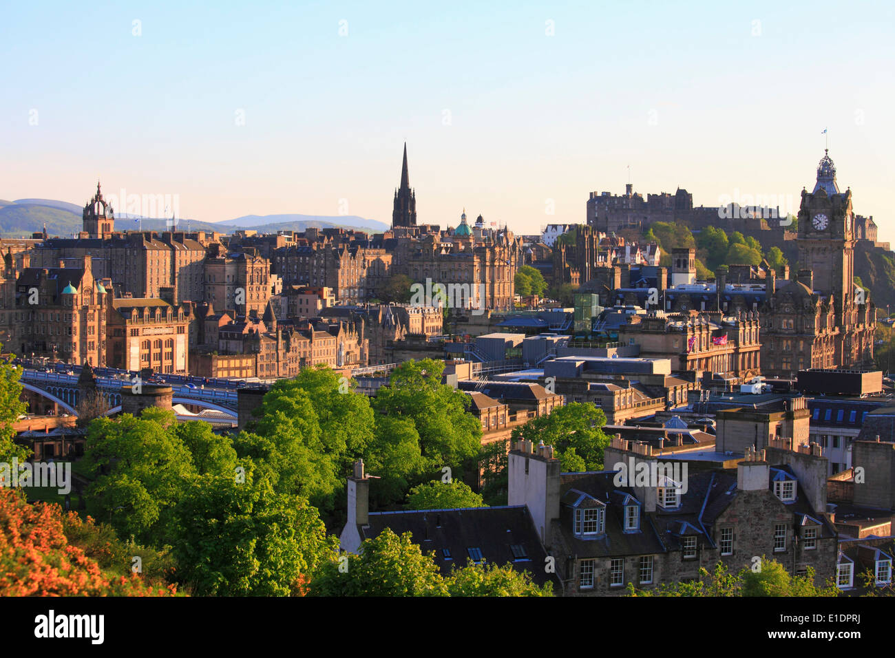 UK, Schottland, Edinburgh, Calton Hill, Old Town, Skyline, Stockfoto