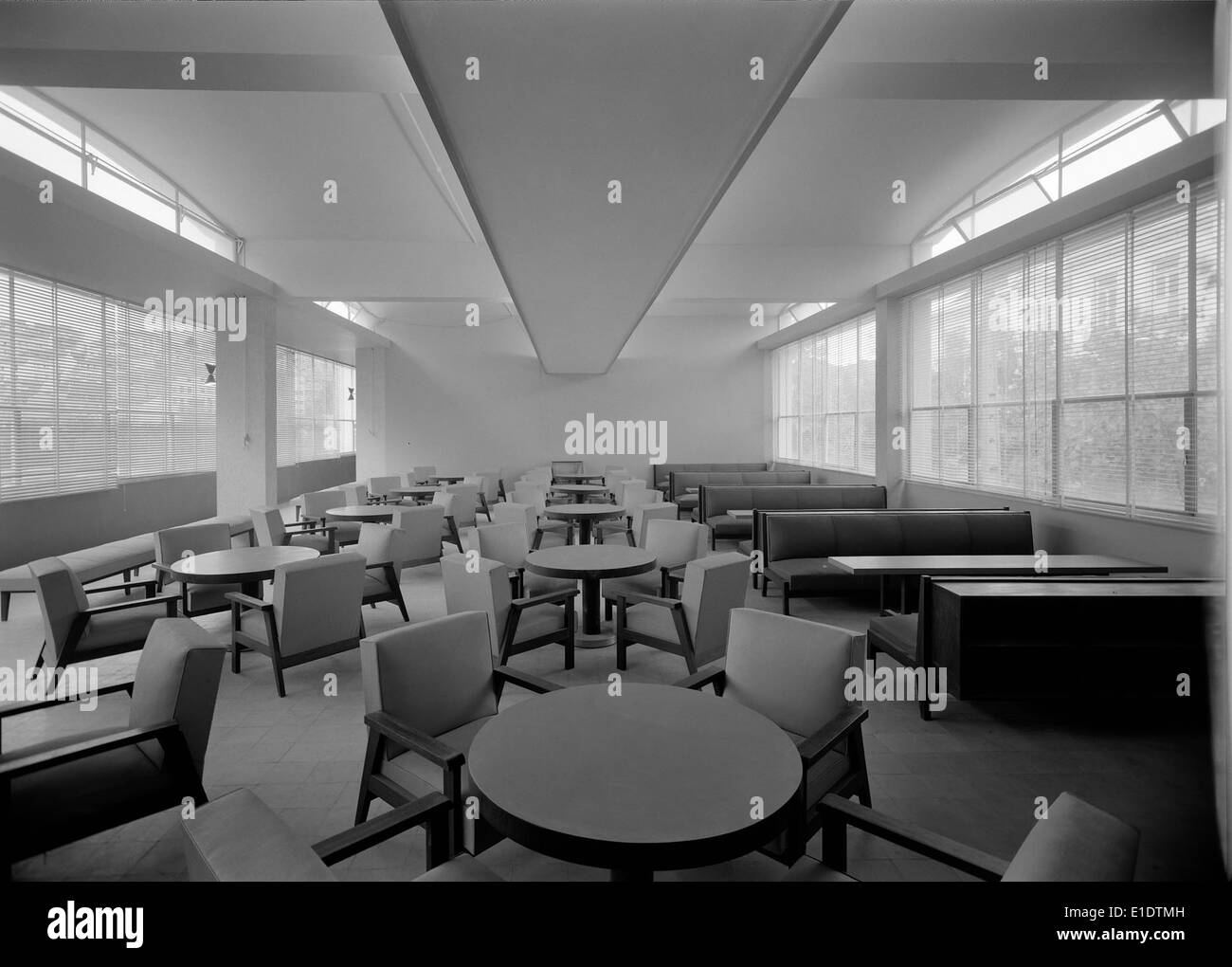 Die Gebäude der Associação Acadêmica da Universidade de Coimbra in Portugal stehen im Zentrum der Studentenkultur und des akademischen Erbes einer der ältesten Universitäten Europas. Stockfoto