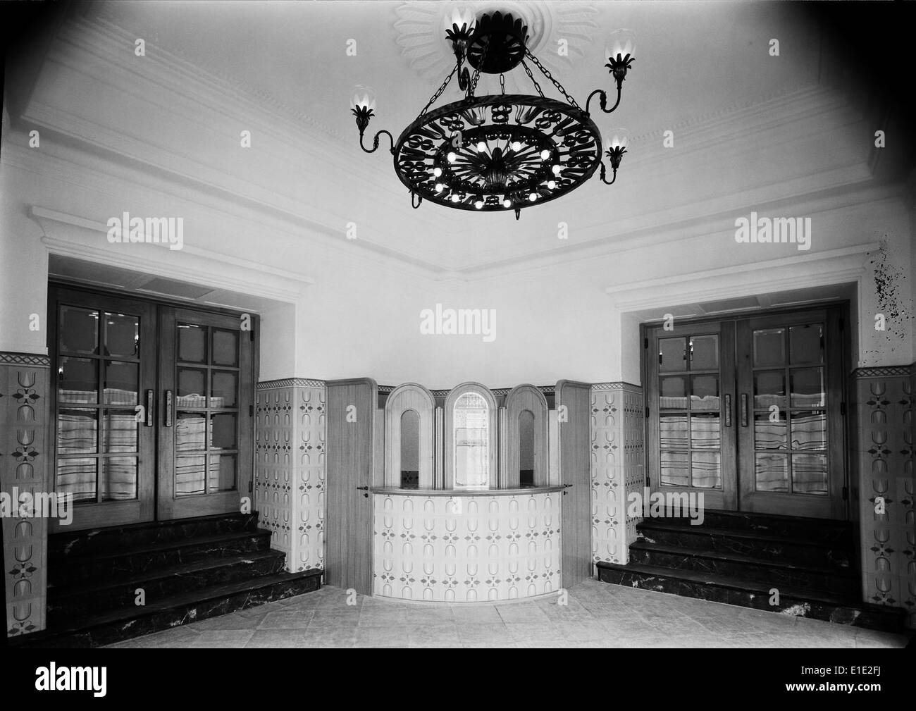 Die portugiesische Kinoindustrie hat eine reiche Geschichte, mit bemerkenswerten Beiträgen zur Filmkunst und -Unterhaltung. Portugal hat mehrere renommierte Filme und Filmemacher produziert. Stockfoto