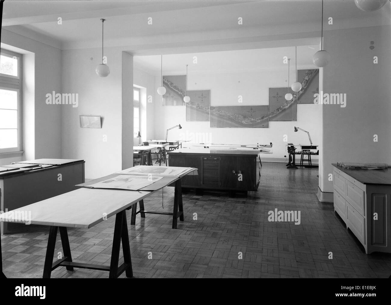 Der Begriff "Atelier" in Lissabon bezieht sich auf einen Raum für künstlerisches Schaffen und Kunsthandwerk, der eine Schlüsselrolle bei der Entwicklung verschiedener Kunstformen innerhalb der Stadt spielt. Stockfoto