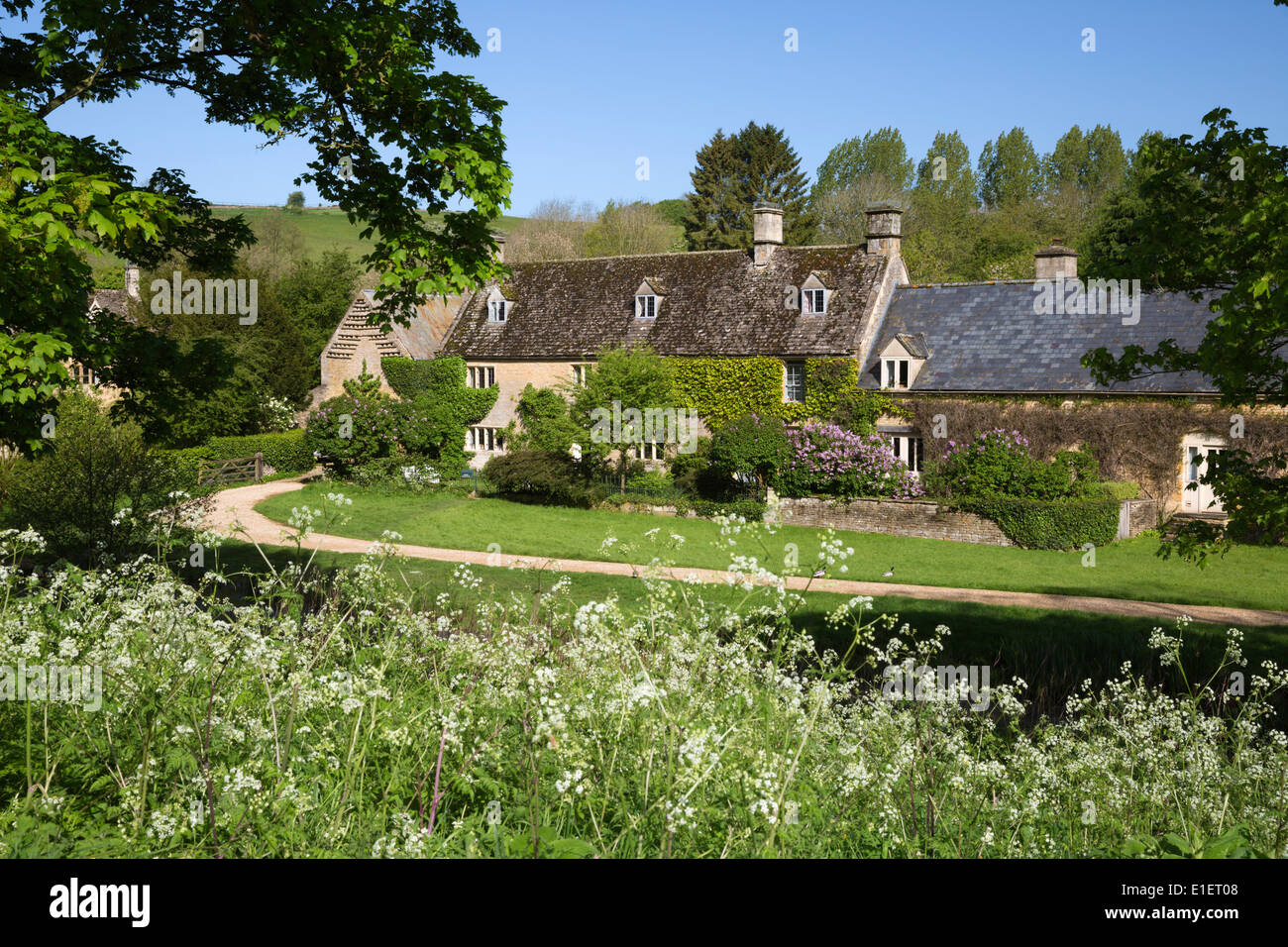 Senken Sie, Bauernhaus, Upper Slaughter, Cotswolds, Gloucestershire, Vereinigtes Königreich Stockfoto