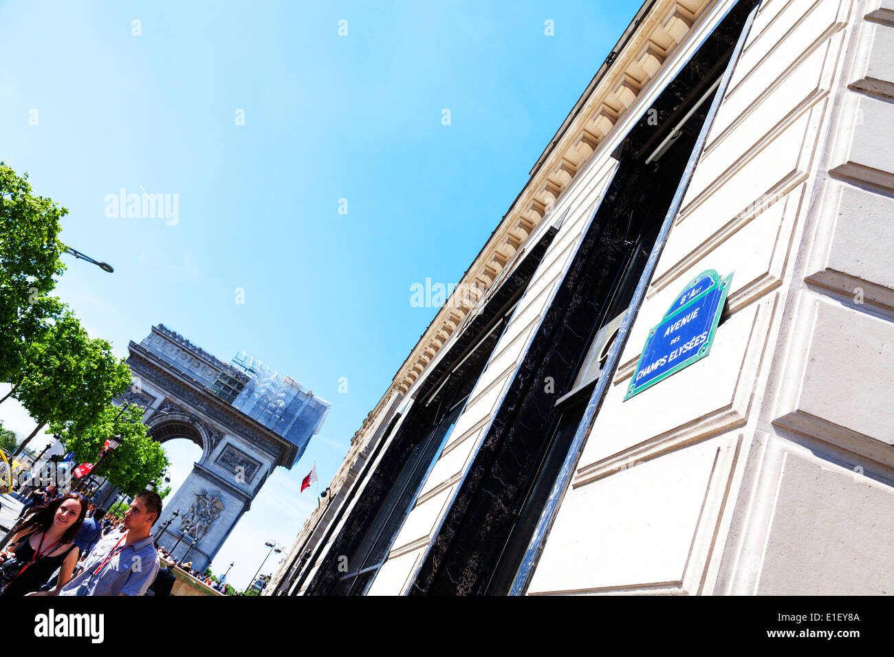 Avenue Des Champs-Élysées Elysées Paris Stadt Europa europäisches Reiseziel anmelden Stockfoto