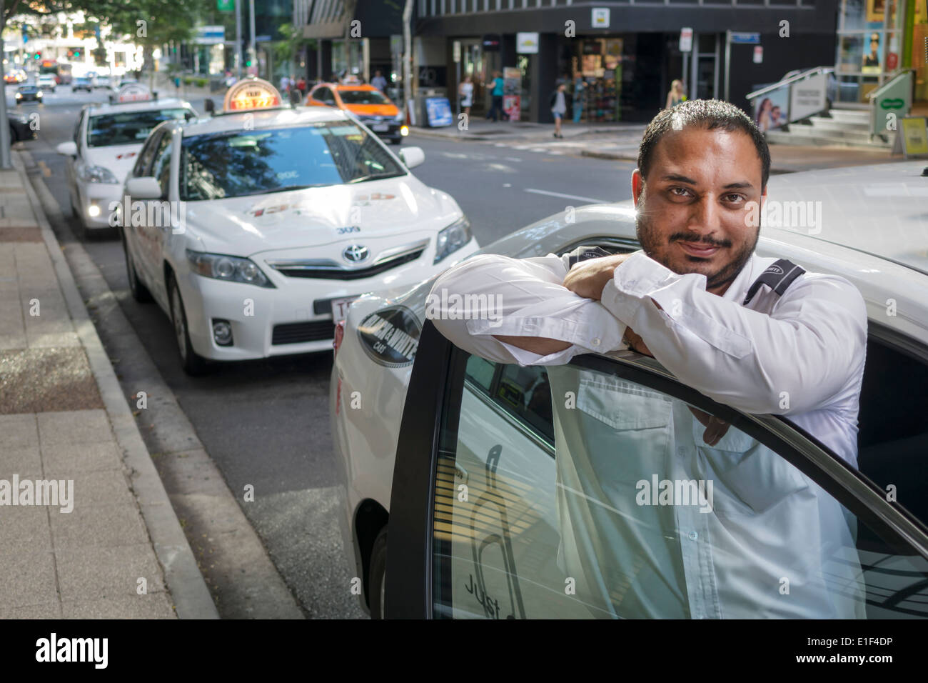 Brisbane Australien, Asiatisch-Inder, Mann, Männer, Taxi, Taxi, Fahrer, Einwanderer, AU140313122 Stockfoto