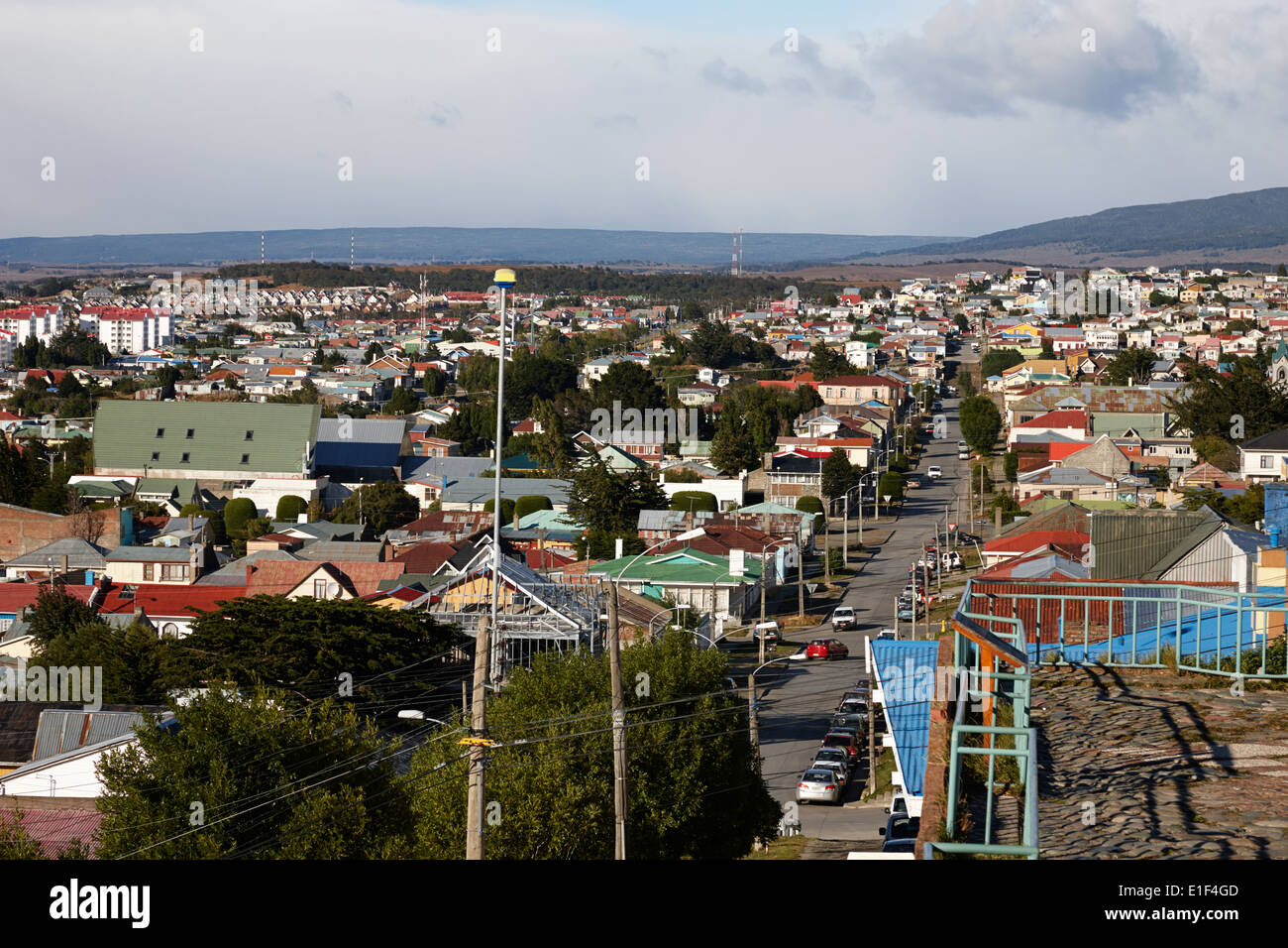 Blick über die Stadt von la Cruz Aussichtspunkt in Punta Arenas, Chile Stockfoto