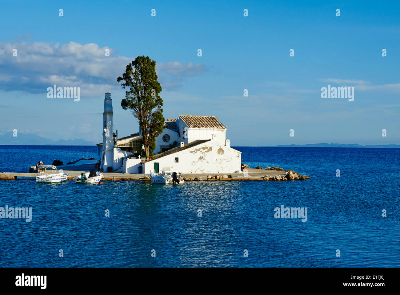 Griechenland, ionische Insel, Insel Korfu, Kanoni, Vlacherna Monsatery Stockfoto