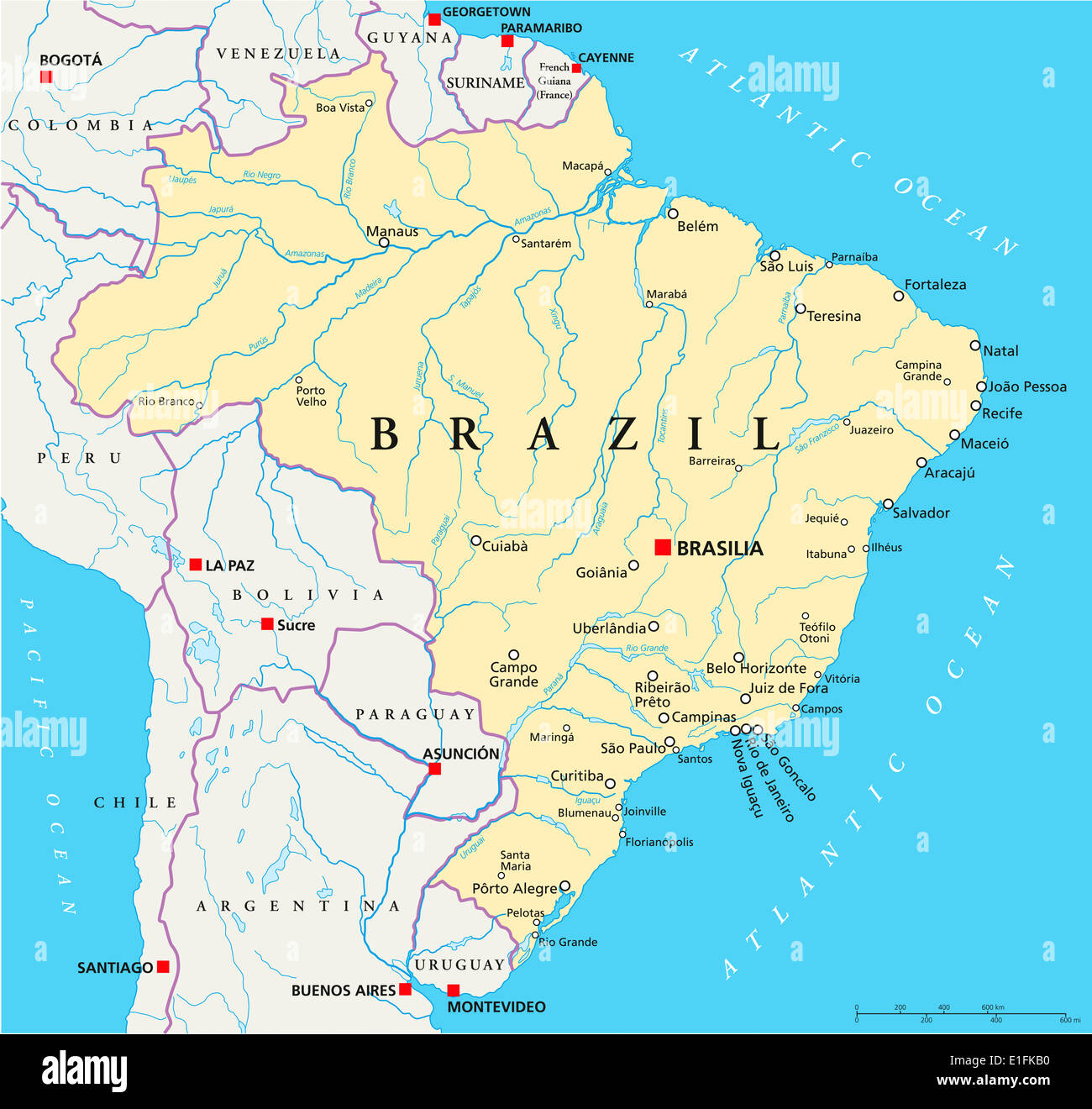 Brasilien Landkarte mit Hauptstadt Brasilia, Landesgrenzen, die wichtigsten Städte, Flüsse und Seen. Mit englischer Beschriftung. Stockfoto