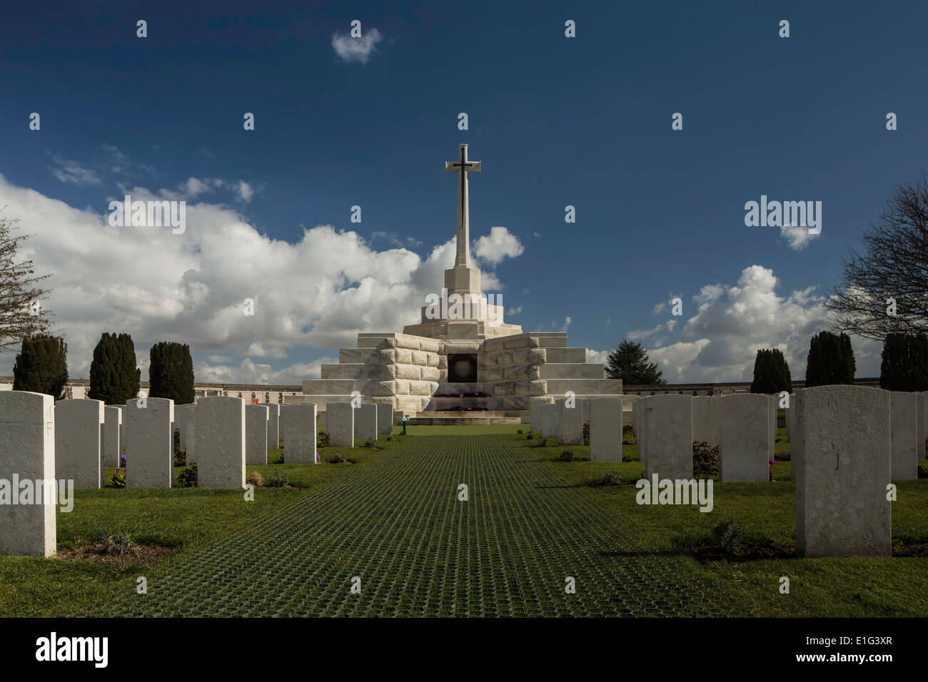 Gedenkstätte und Gräber von Tyne Cot Friedhof in Flandern, Belgien zum Gedenken an Passchendaele Stockfoto