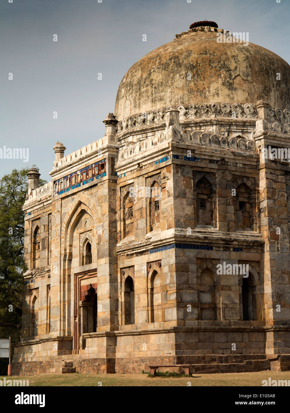Indien, Neu-Delhi, Lodhi Gärten, Bara Gumbad Grab und Moschee, Shish (Sheesh) Gumbad Stockfoto
