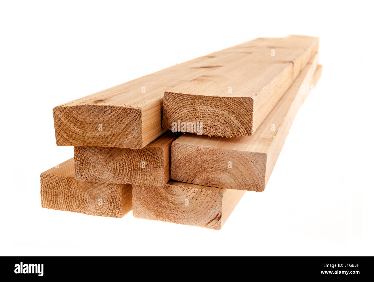 Rand der sechs Zeder zwei von vier Holzplatten auf weißem Hintergrund Stockfoto