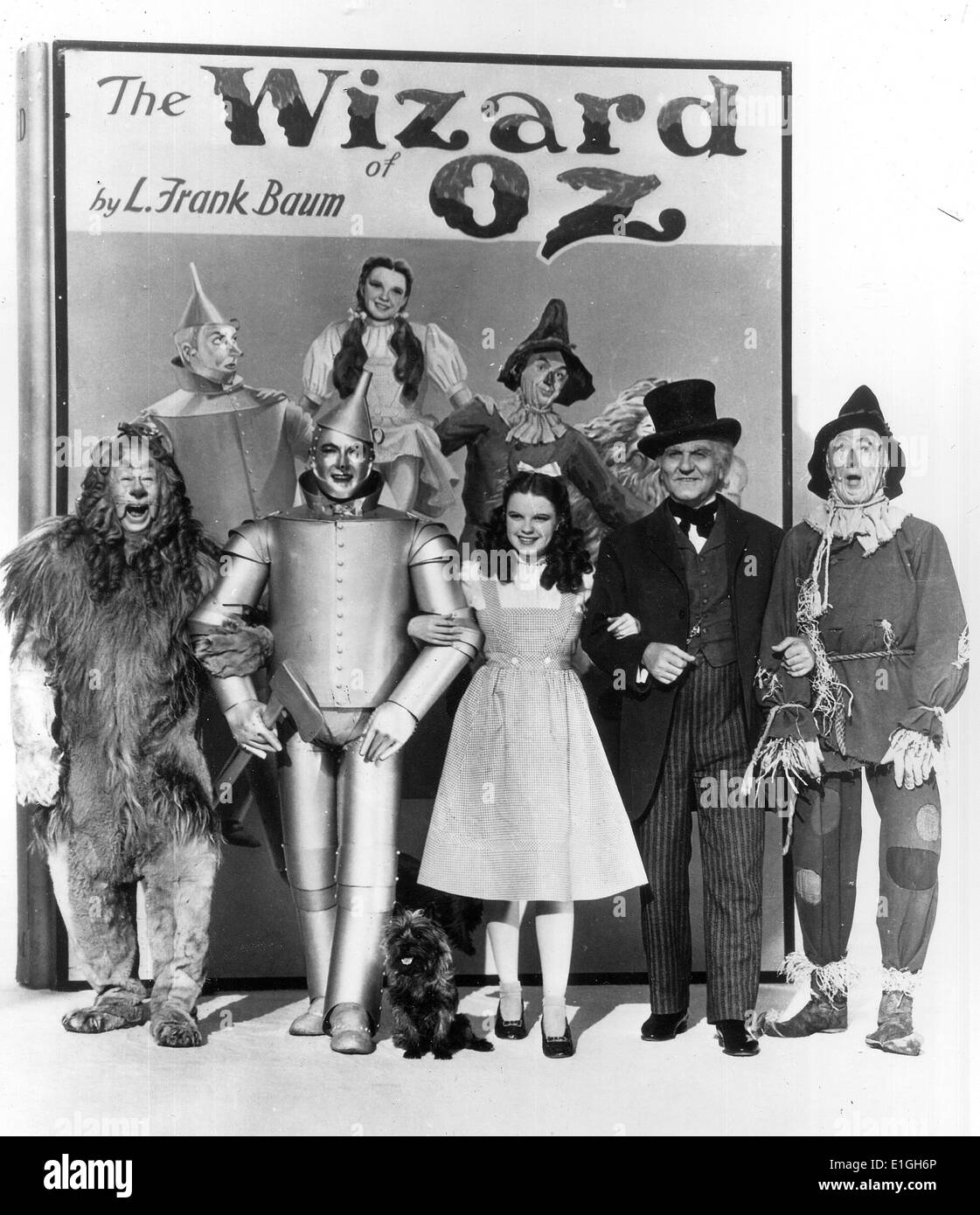Der Zauberer von Oz Ein 1939 American Musical Fantasy Film produziert von Metro-Goldwyn-Mayer, und das bekannteste und kommerzielle Anpassung auf der Grundlage der 1900 Roman Der Zauberer von Oz von L Frank Baum. Der Film stars Judy Garland; Stockfoto