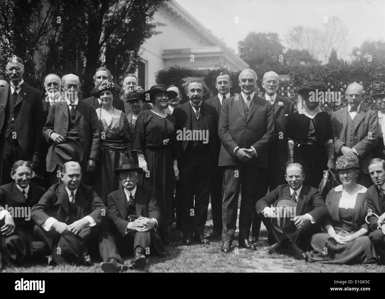 Albert Einstein, Warren g. Harding im Weißen Haus in Washington, D.C. [zwischen 1921 und 1923] Stockfoto