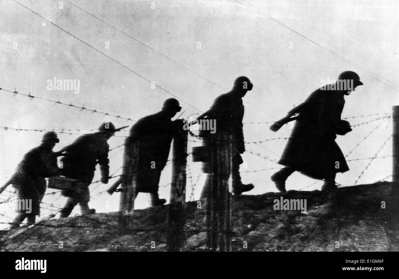 Fotografieren der Pioniere der Roten Armee in die stark befestigte Zone in der Nähe von Leningrad. Datiert 1941 Stockfoto