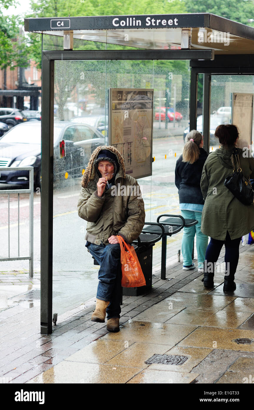 Nottingham, UK. 4. Juni 2014. Unübliche Wetter soll mit Starkregen fast den ganzen Tag weiter. Bildnachweis: Ian Francis/Alamy Live-Nachrichten Stockfoto