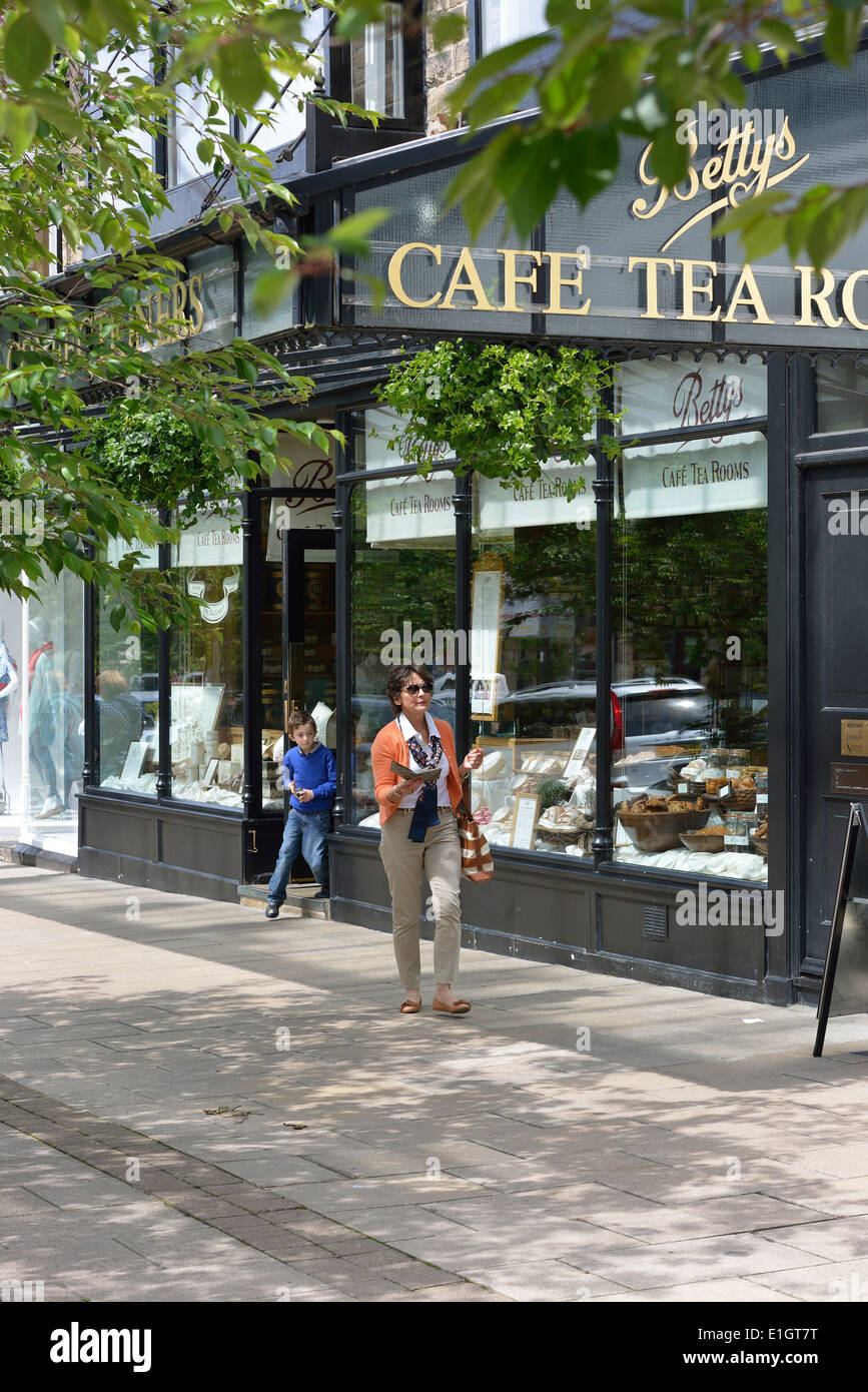 Bettys Cafe Kaffee Zimmer, Ilkley, West Yorkshire, England, Großbritannien Stockfoto