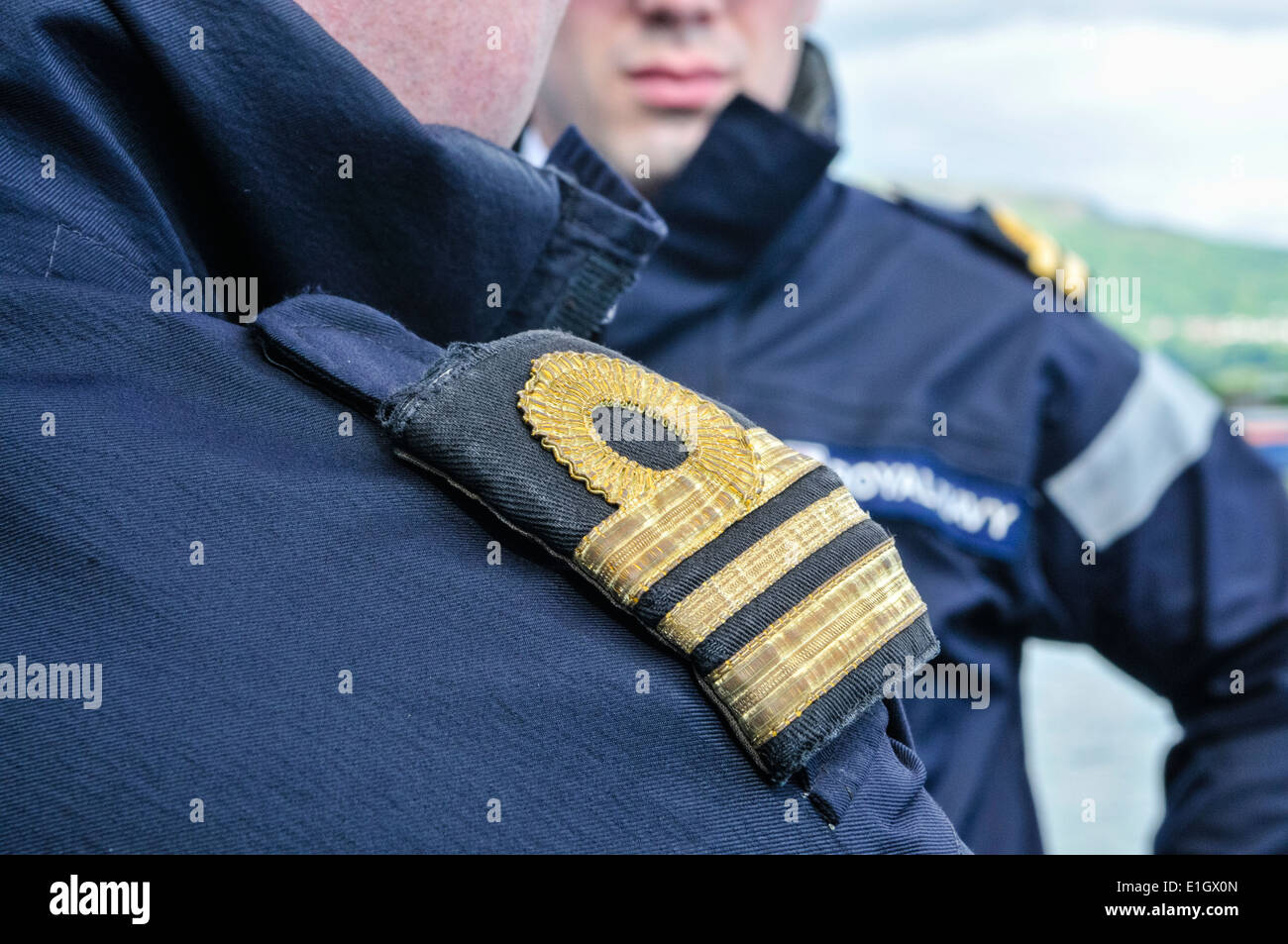 Schulterklappen des Lieutenant Commander in der Royal Navy Stockfoto