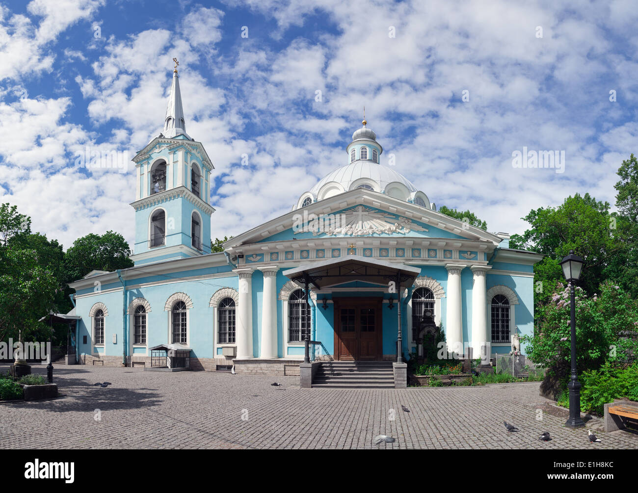 Kirche der Smolensk Ikone der Muttergottes auf dem Smolensker Friedhof in St. Petersburg, Russland Stockfoto