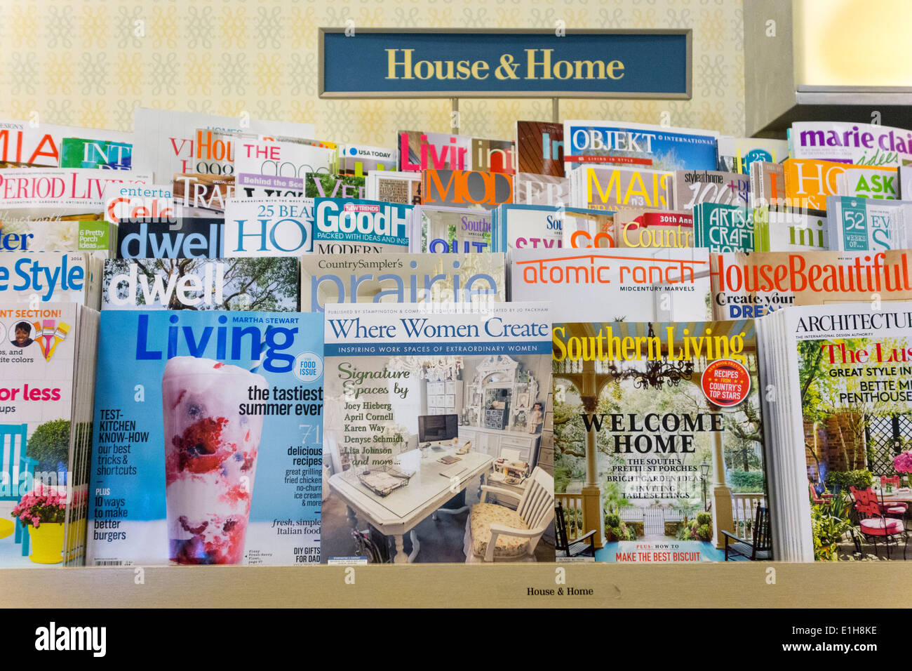 Haus und Heim-Zeitschriften in Regalen, Barnes &amp; Noble, USA Stockfoto