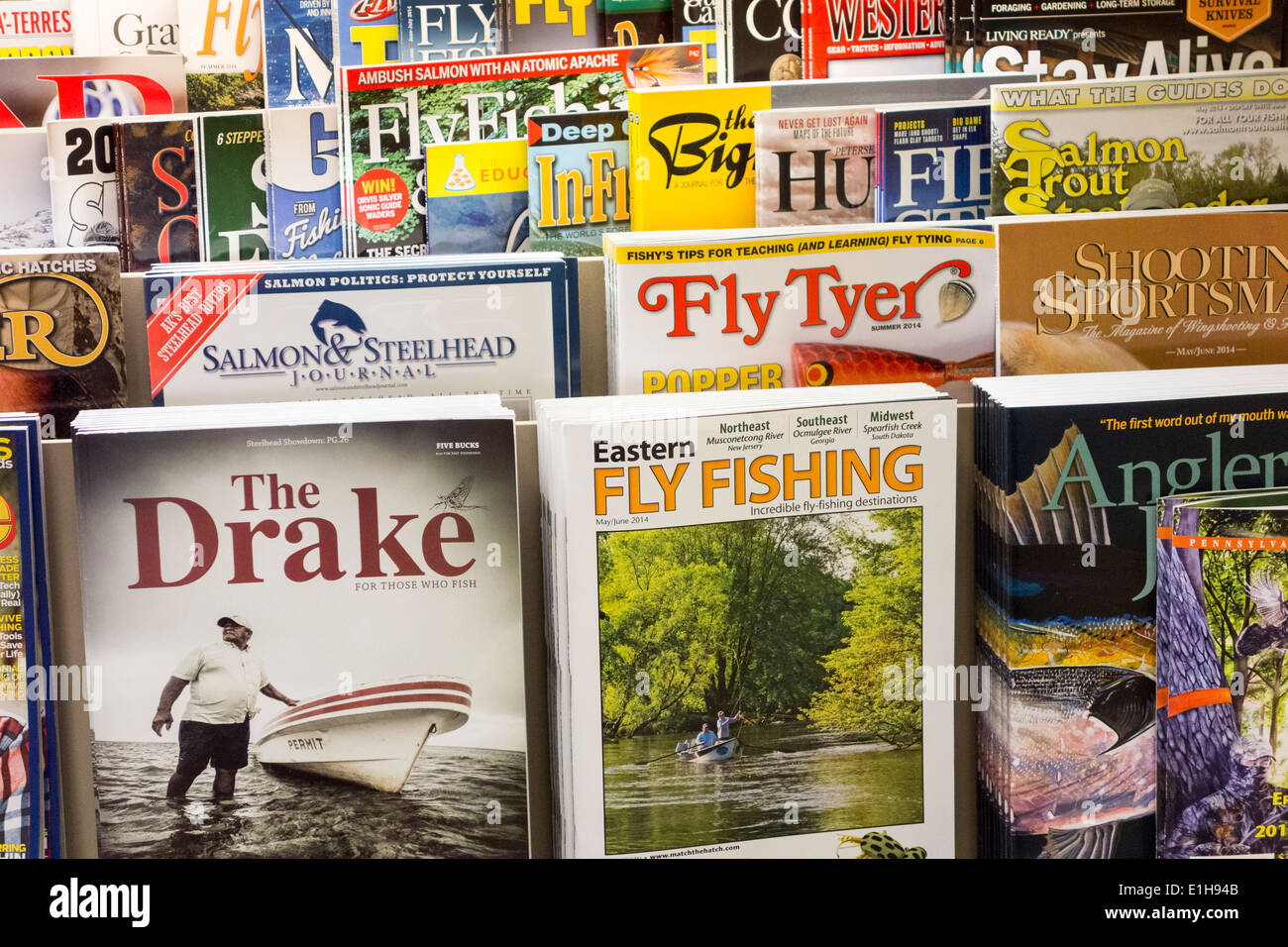 Angeln-Zeitschriften in Regalen, Barnes &amp; Noble, USA Stockfoto