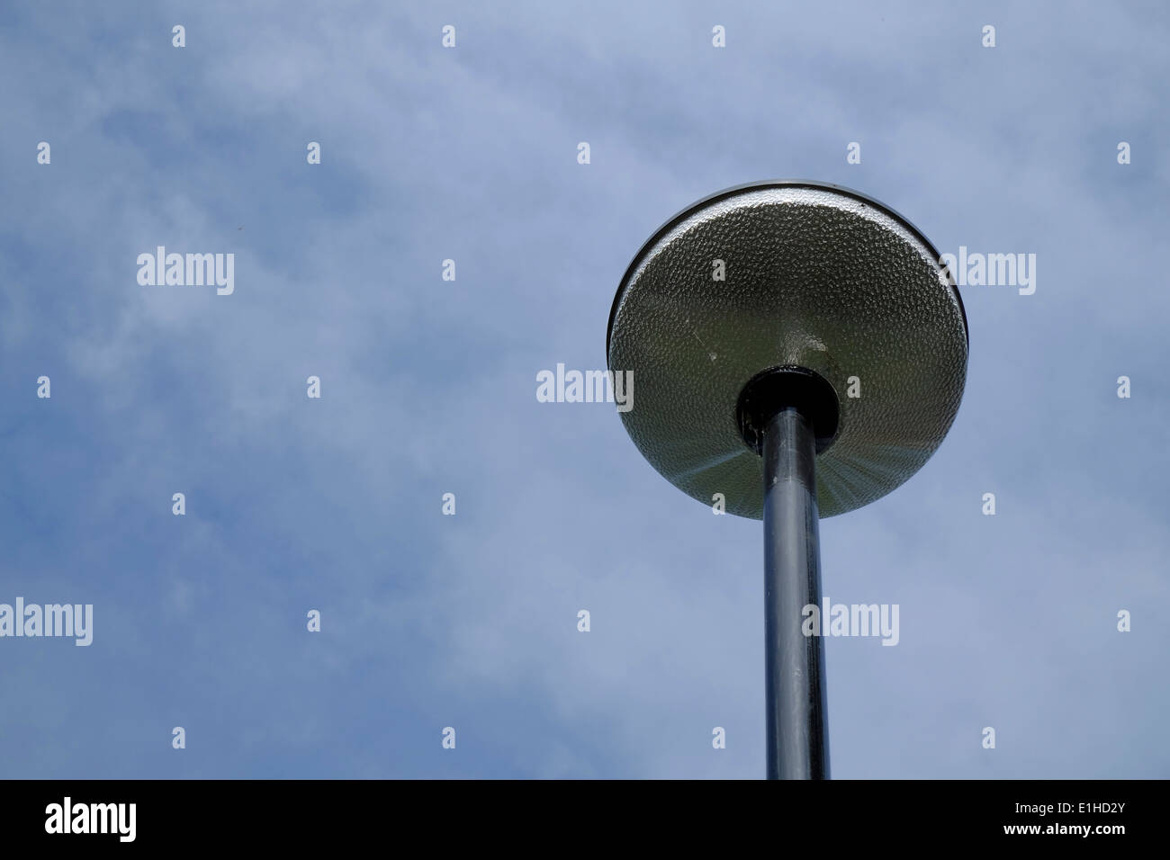 Moderne Straßenlaterne Stockfoto