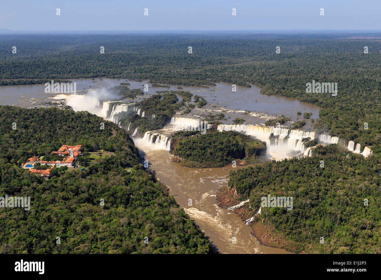 Südamerika, Brasilia, Parana, Iguazu National Park, Iguazu Wasserfälle und Belmond Hotel Das Cataratas Stockfoto