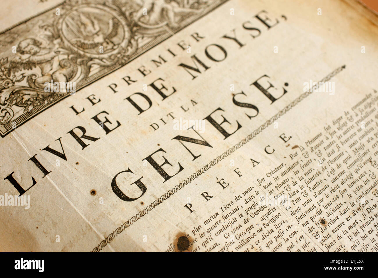 18. Jahrhundert französische Bibel.  Genesis Stockfoto
