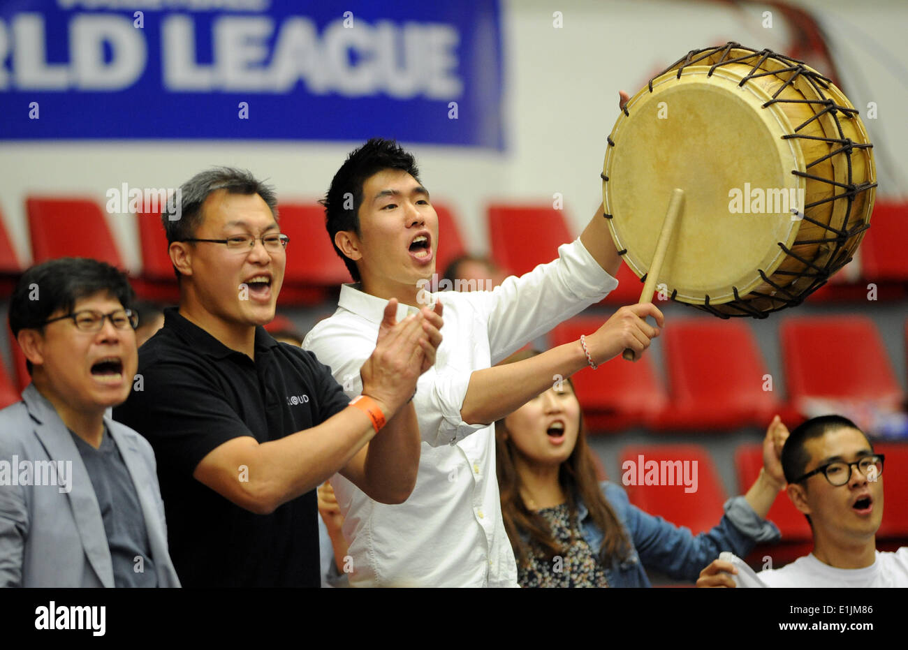 Volleyball World League, Gruppe E, Tschechien Vs Korea, Ceske Budejovice, Tschechische Republik, 5. Juni 2014. Abgebildete koreanischen Fans. (CTK Foto/Vaclav Pancer) Stockfoto