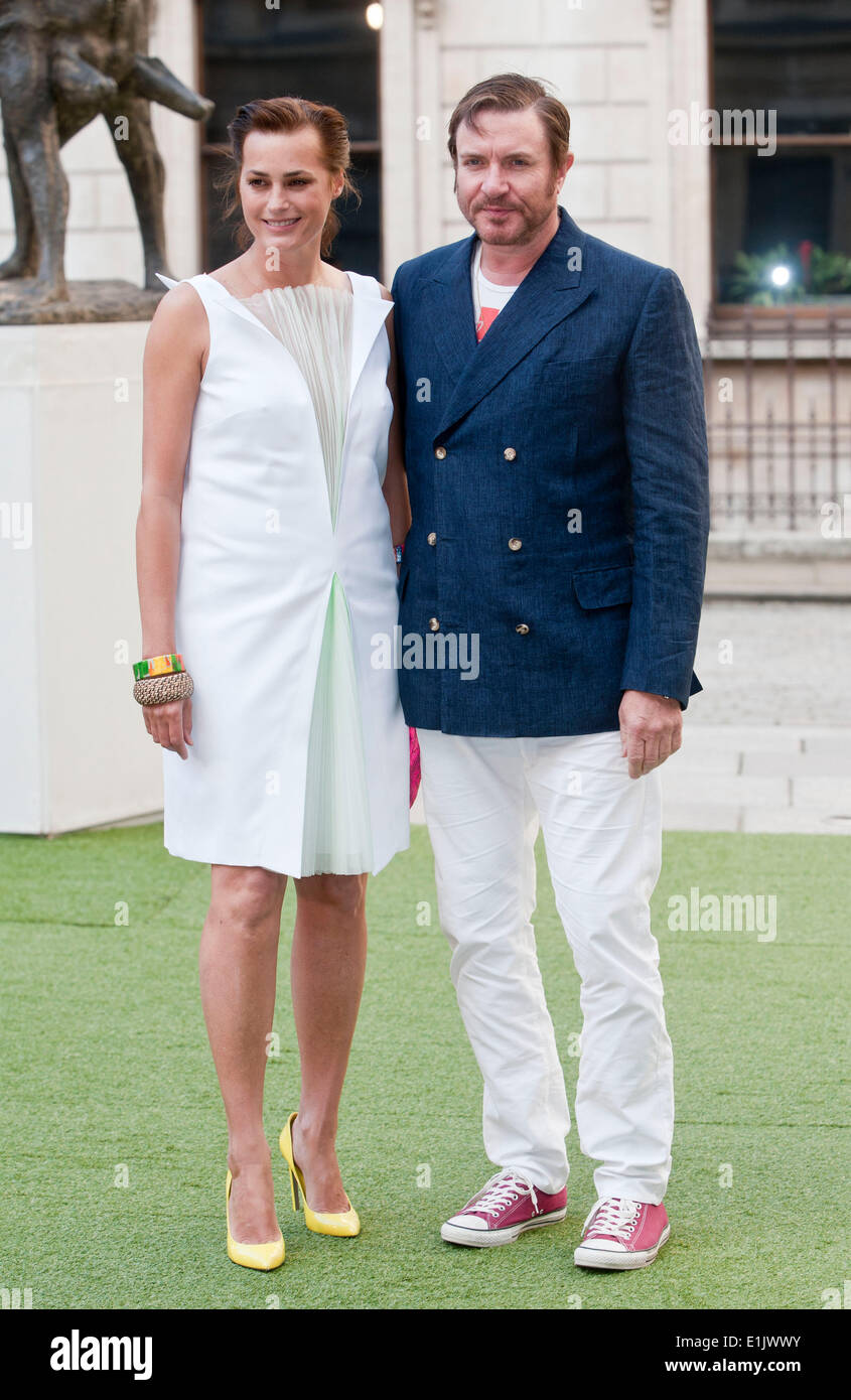 Yasmin Le Bon; SImon Le Bon an der Royal Academy of Arts Ausstellung Sommerfest am Royal Academy, Piccadilly, London, England am 4. Juni 2014 Foto von Brian Jordan Stockfoto