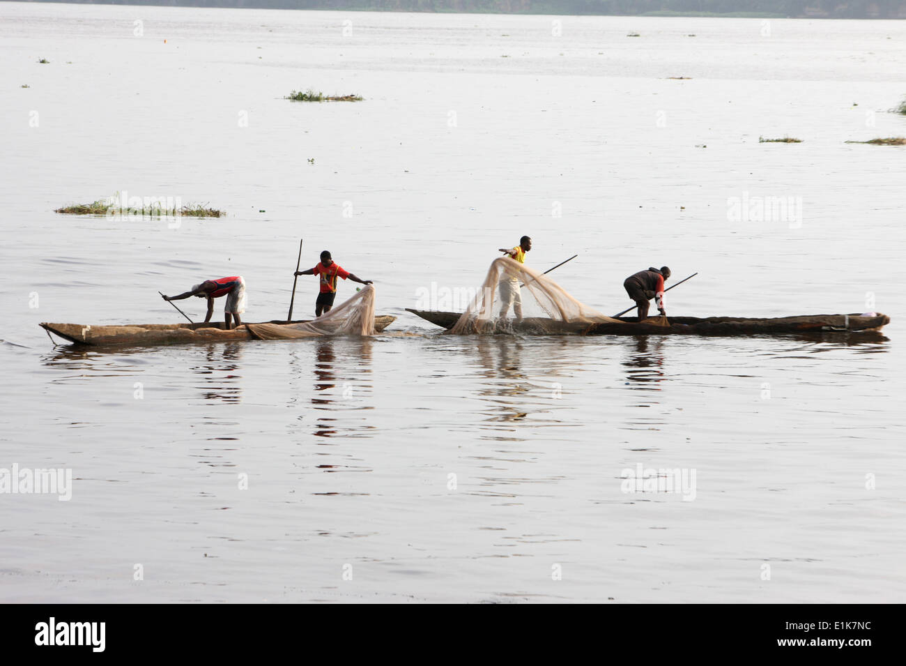 Fischer am Fluss Kongo Stockfoto