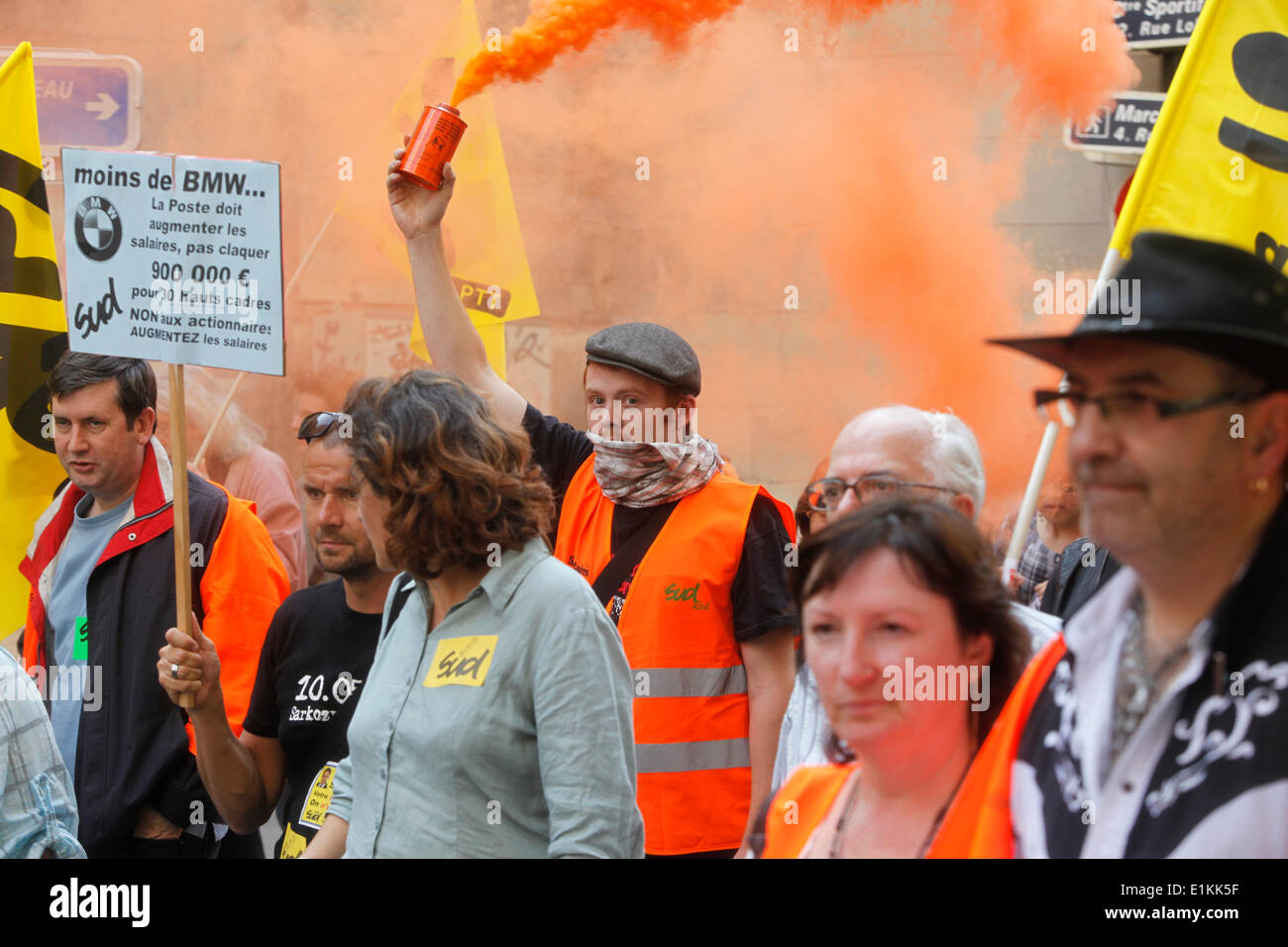 Postangestellten demonstrieren in Paris Stockfoto