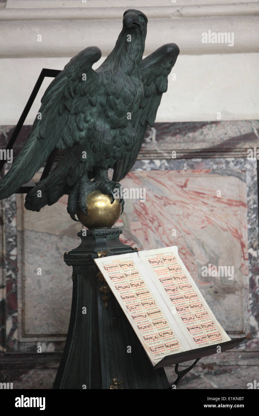 Lesepult in der Kirche Saint-Roch Stockfoto