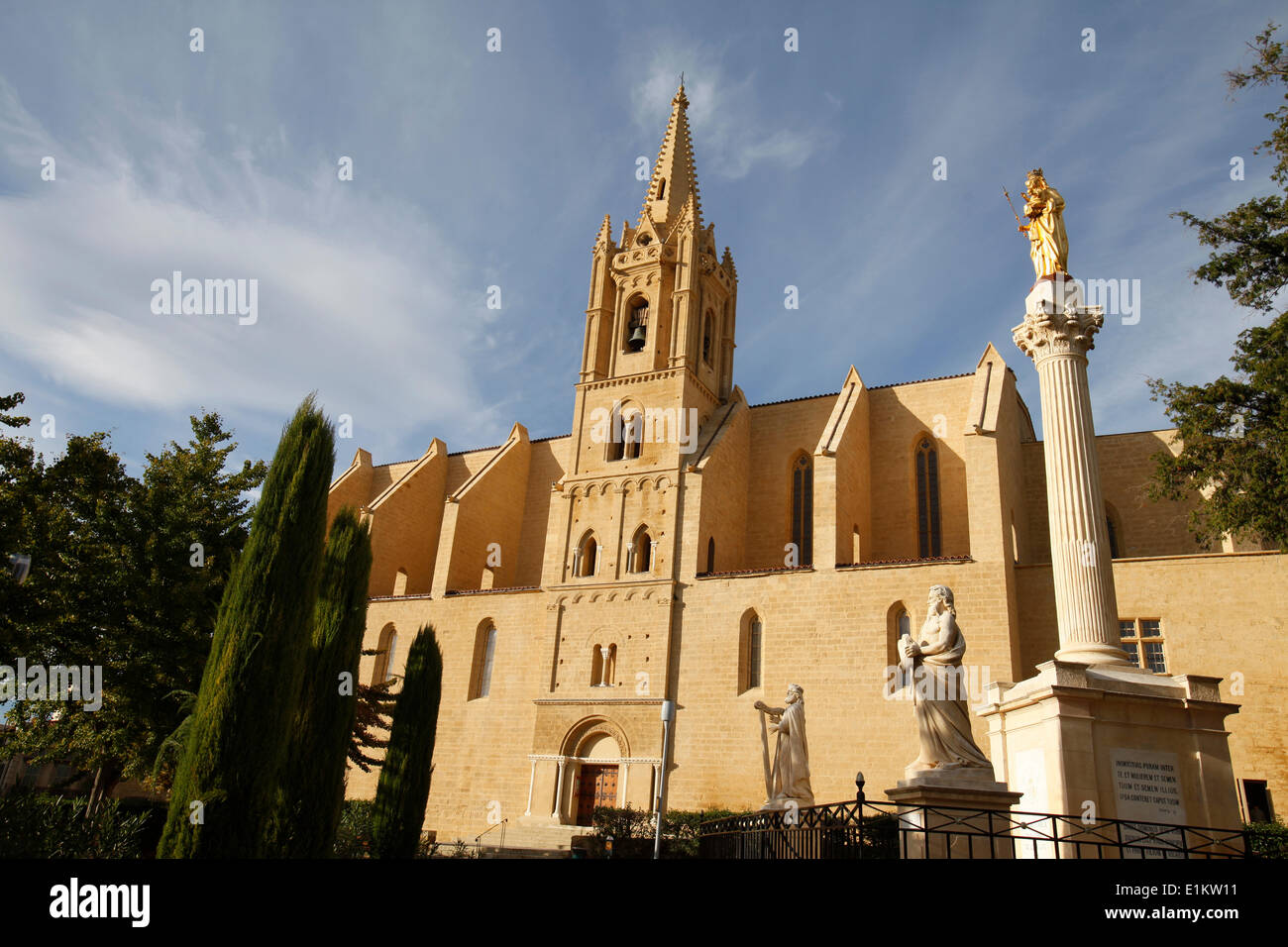 Kirche Saint-Laurent, Salon de Provence Stockfoto