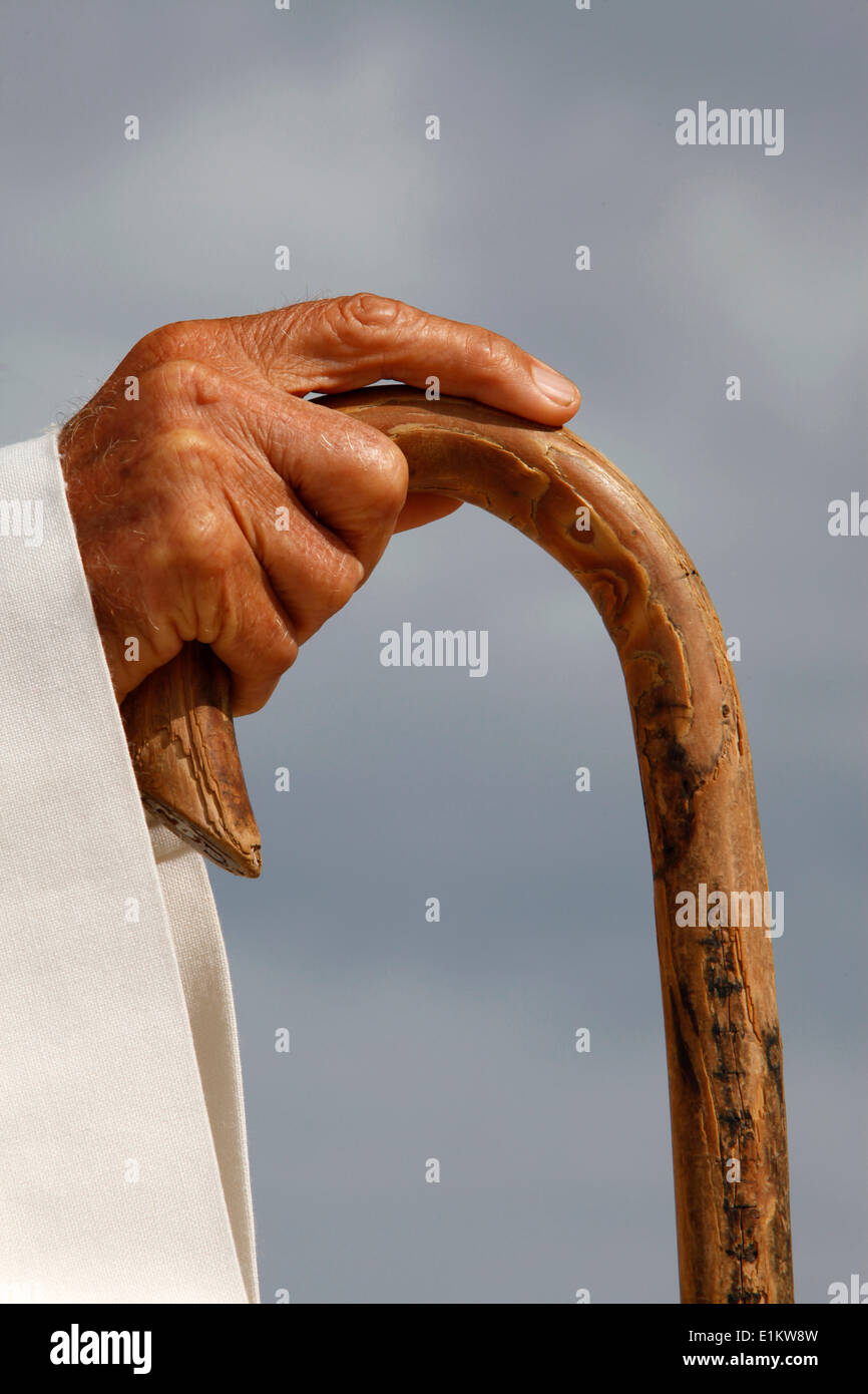 Älterer Priester Stockfoto